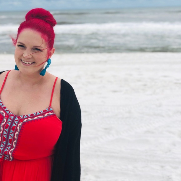 Meet your Posher, Andrea - Picture 1 of 1